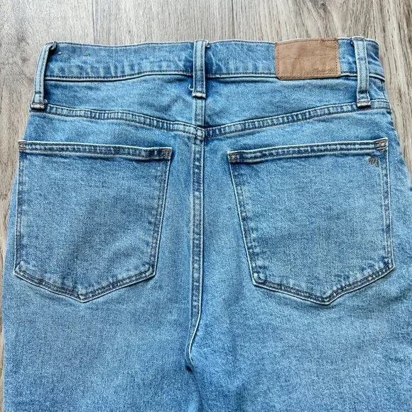 Madewell The Mom Jean Super High Waisted in Basley Wash Size 26